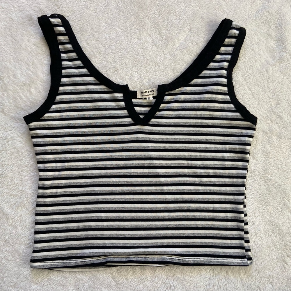 Heart & Hips Tank Top Size XL